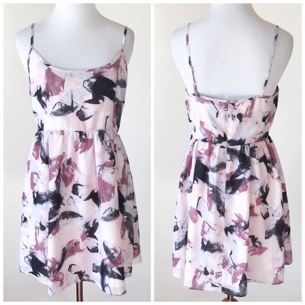 BB Dakota Pink Floral Dress NEW size 2